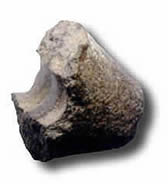 Обломки каменных топоров II тысячелетие до р.х. Из раскопок Казанского Кремля.