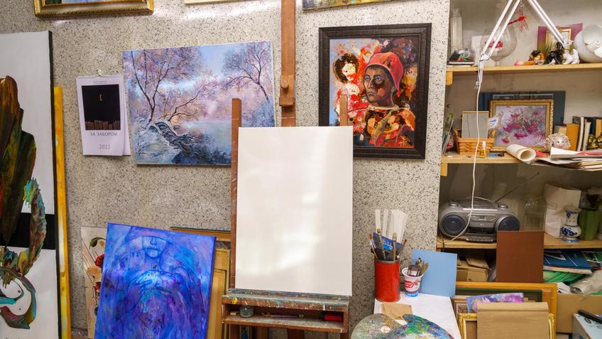 Фото №1000149. В мастерской художника. Елена Острая