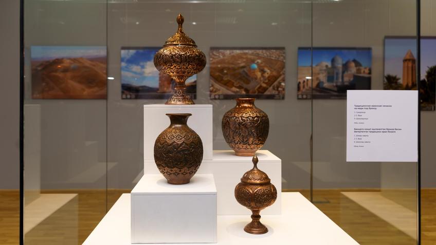 Фото №1001236. Традиционная иранская чеканка на меди под бронзу