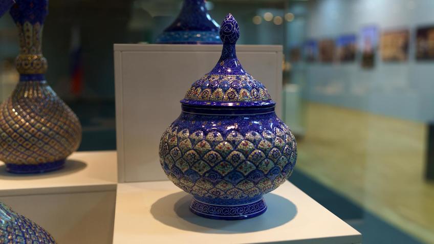 Фото №1001316. Минакари (перс. میناکاری‎, Mina-kari или перс. میناسازی‎, Mina-sazi). Традиционная иранская расписная эмаль. 