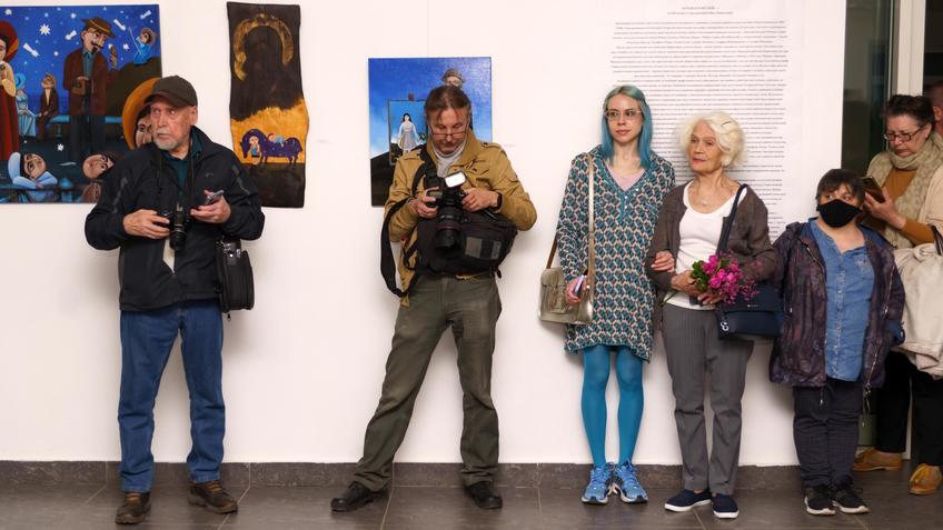 Фото №1001977. На открытии выставки «Я родился весной»