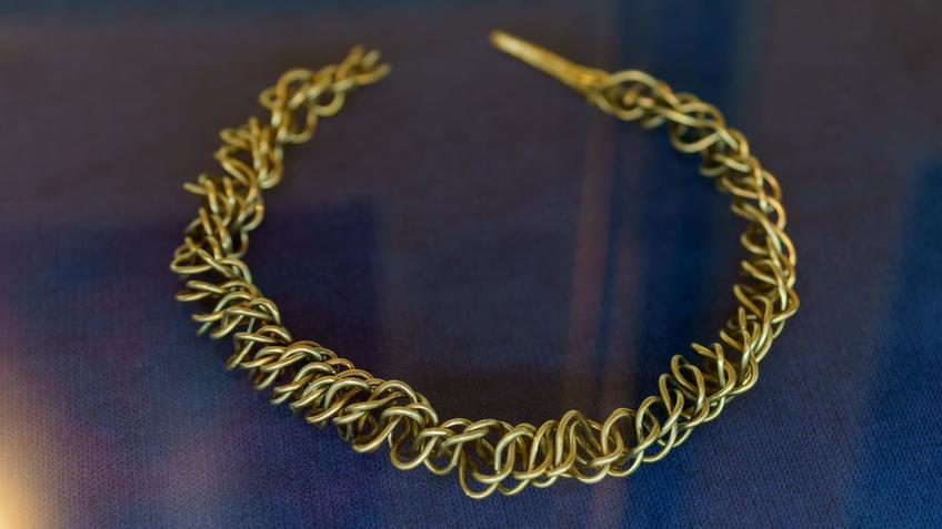 Фото №1002230. Гривна шейная. Волжская Булгария. XII - нач. XIII вв.