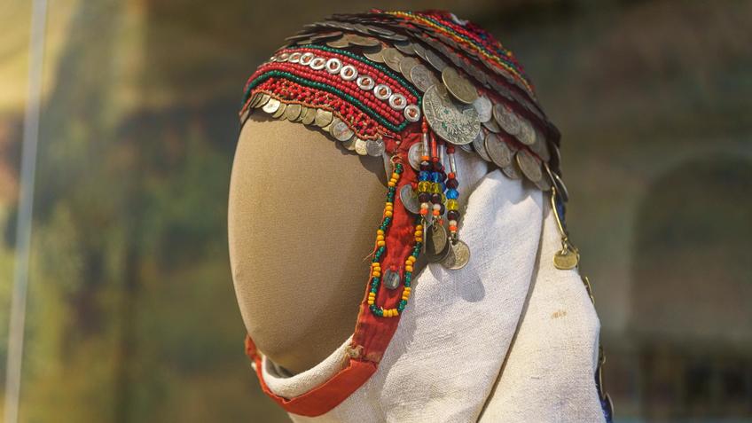 Фото №1002250. Фрагмент: праздничный женский костюм. Чуваши