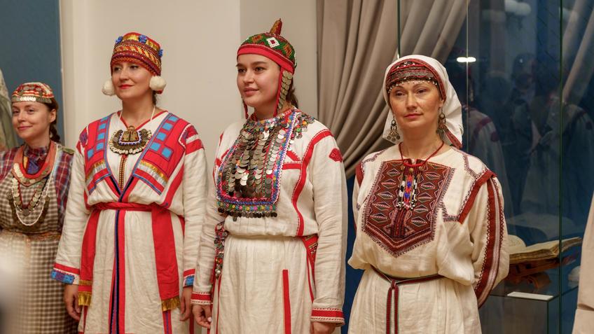 Фото №1002405. На выставке «Волжская Булгария. Великое наследие»