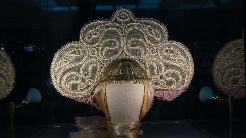 Фото №1002500. Кокошник, 2019-2022. Юлдус Бахтиозина