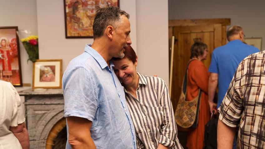 Фото №1002845. На открытии выставки Ирины Антоновой «Яблочный сказ»