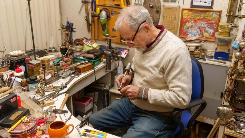 Фото №1004252. Рашид Тухватуллин в мастерской