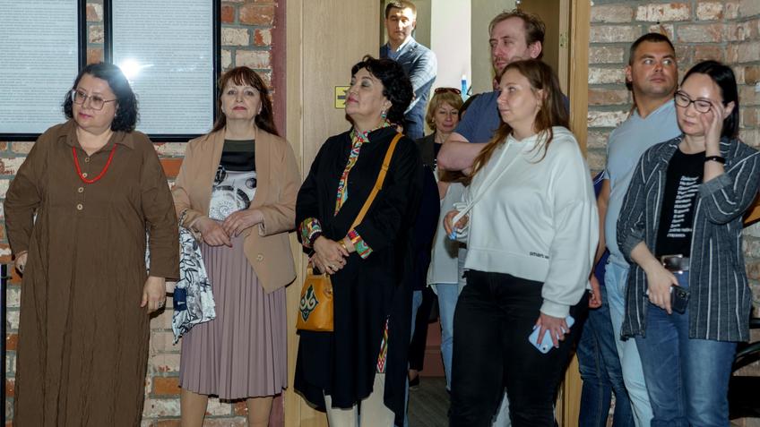 Фото №1007191. На открытии выставки «Кубачи-Зирехгеран. Город мастеров»