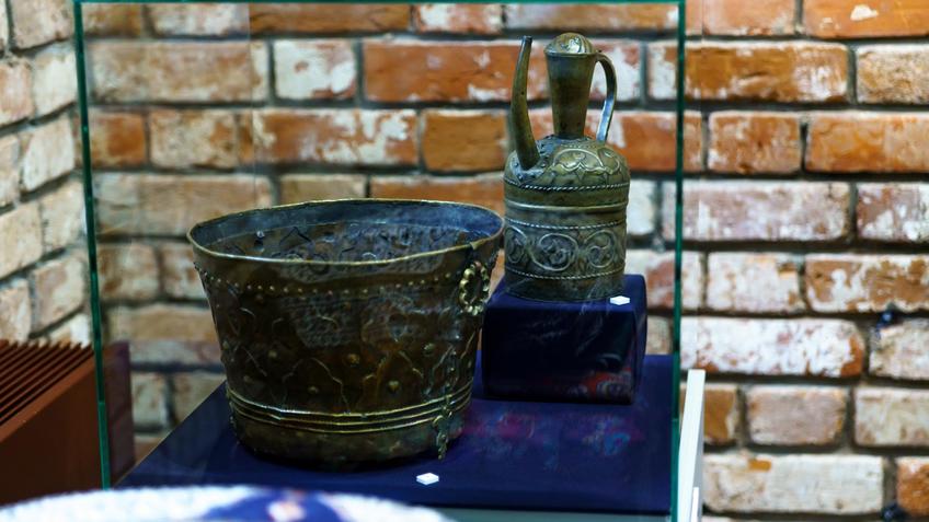 Фото №1007246. Сосуд-ведерко «Нукнус» для свадебных угощений... /Кувшин-водолей «Куне»