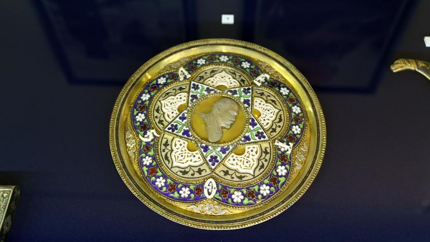 Фото №1007376. Гаджиабдулла Гаджиламаммаев. Панно декоративное на подставке