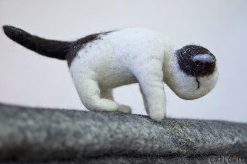 Фото №101209. Кошка из войлока