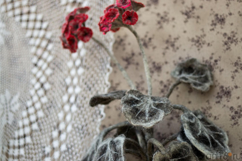 Фото №101245. Цветок из войлока