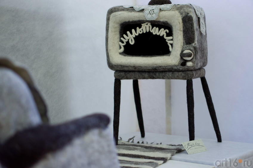 Фото №101293. Телевизор из войлока