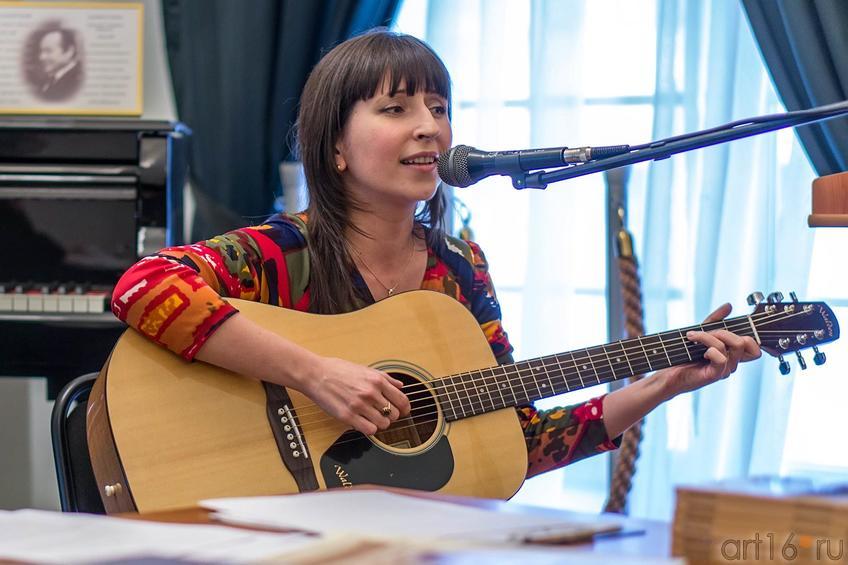 Фото №117435. Полина Ольденбург