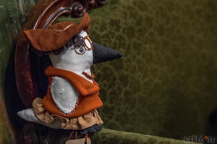 Фото №123958. Белая ворона в Доме-музее Е.А. Боратынского, 26.01.2013