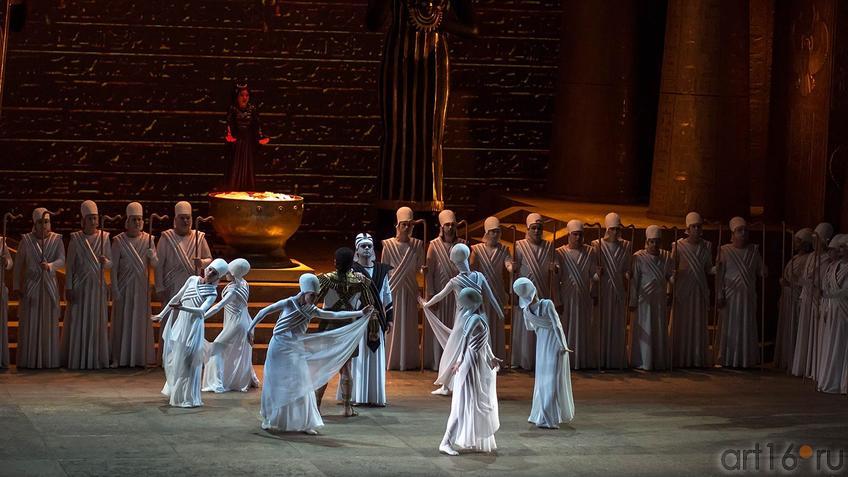 Фото №124332. Жрецы совещаются