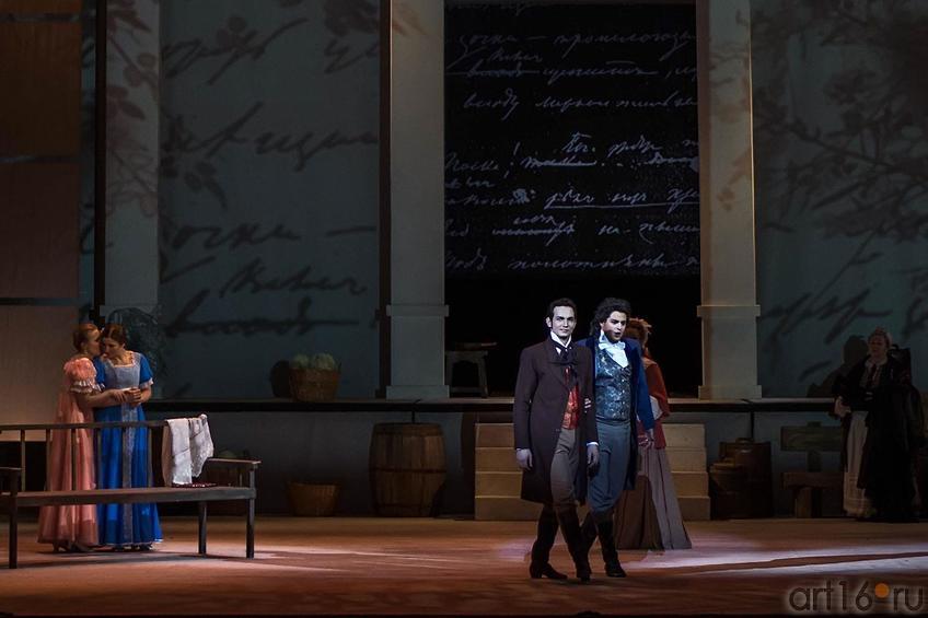 Фото №134009. Приезжает Ленский с приятелем Онегиным