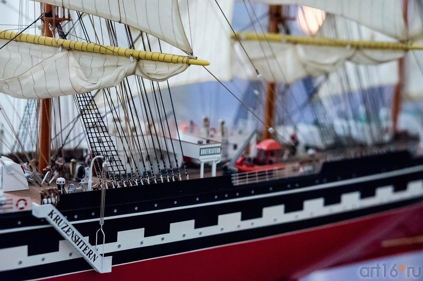 Фото №120018. Фрагмент барка "Крузенштерн". Автор: А.Баранов, Одесса 2005.