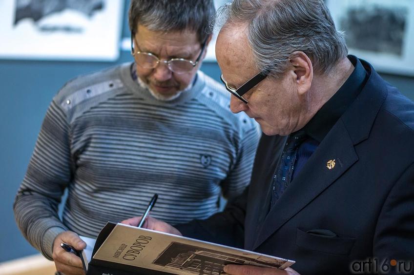 Фото №138500. А.Крылов, А.Суворов