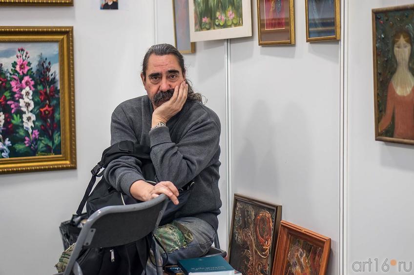 Фото №140037. Тимофеев Виктор Евгеньевич на  «Арт-галерее. Казань — 2013»