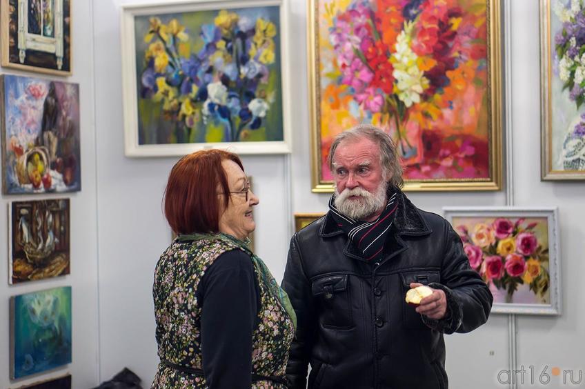 Фото №140127. Э. Бусова на «Арт-галерее. Казань 2013»