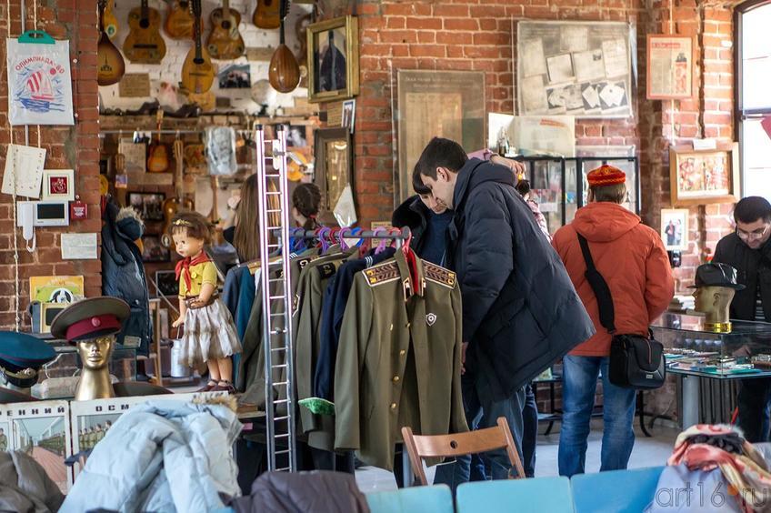 Фото №140484. Экспозиция выставки «730 дней в сапогах». Общий план