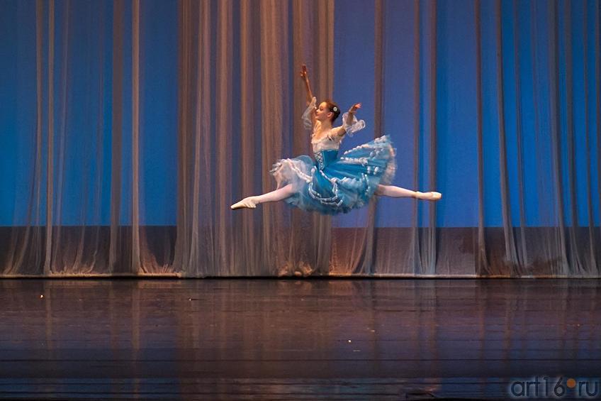 Фото №145352. А.Адан. Маленькая Гран-па