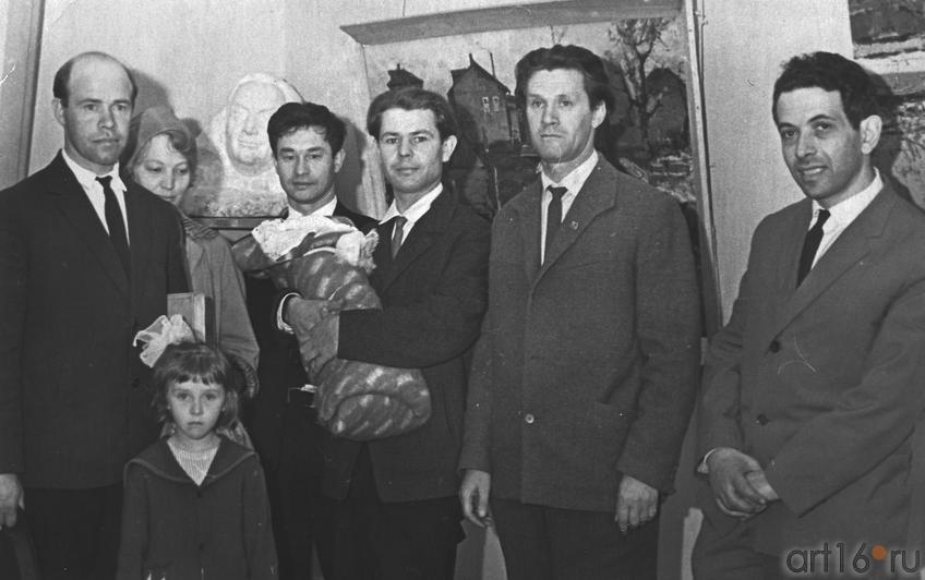 Фото №146652. выставка к 40 лет.