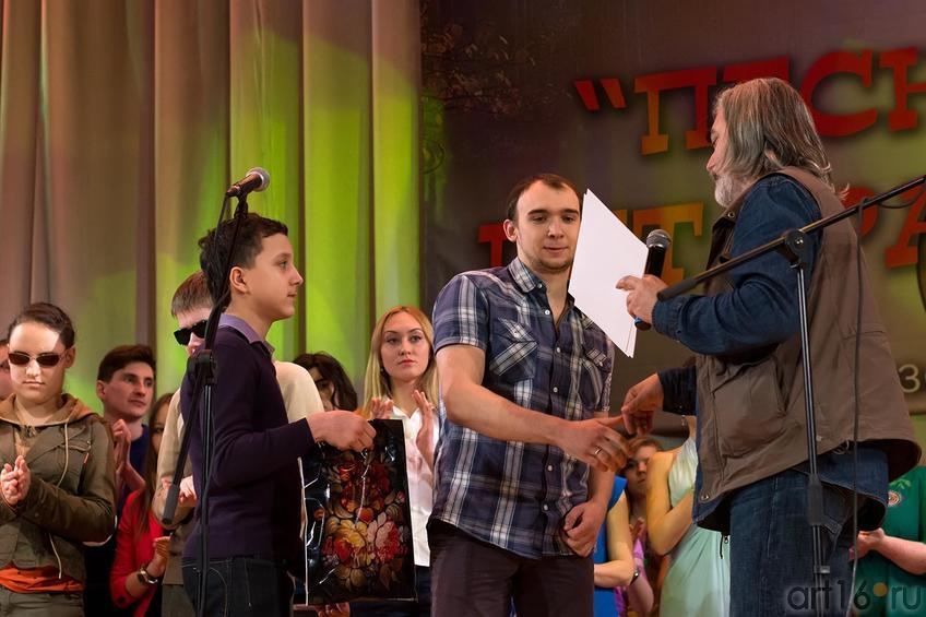 Фото №147054. Награждается Роман Наумов 