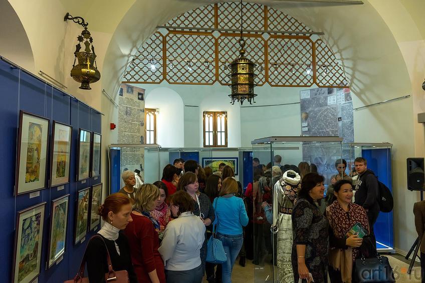 Фото №181855. На выставке «Аркаим — Зазеркалье: XXI век до нашей эры -XXI век нашей эры»