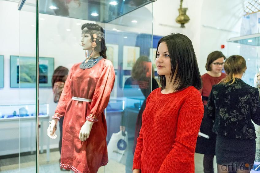 Фото №181939. На выставке «Аркаим — Зазеркалье: XXI век до нашей эры -XXI век нашей эры»