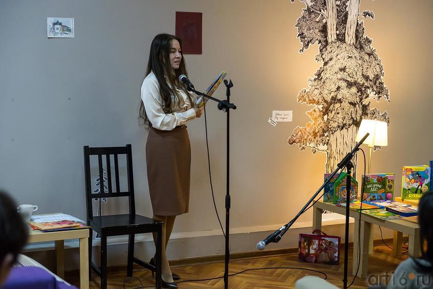 Фото №220505. Юлия Сандлер