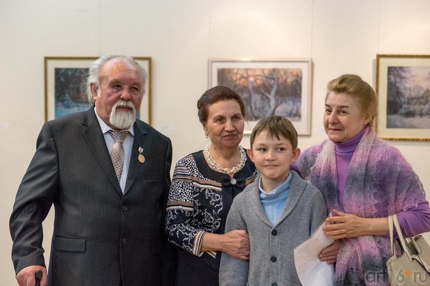 Фото №221472. Суюров Ф.А., Супруга, внук,...