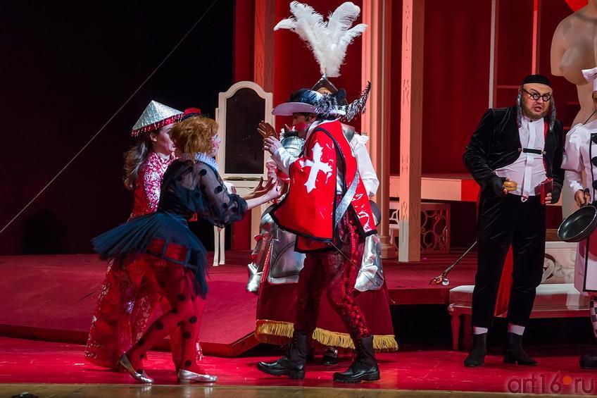 Фото №221905. Били чем-то вроде палки, кто кого — поймёшь с трудом, да, сеньор, да, сеньор, кто кого — поймёшь с трудом, да, сеньор