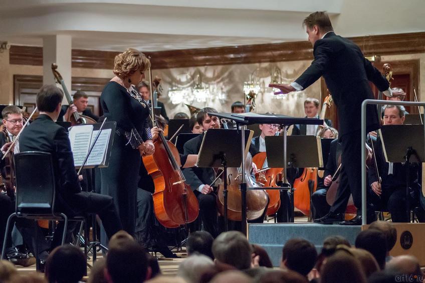 Фото №259062. Ольга Бородина, Александр Сладковский и музыканты ГСО РТ