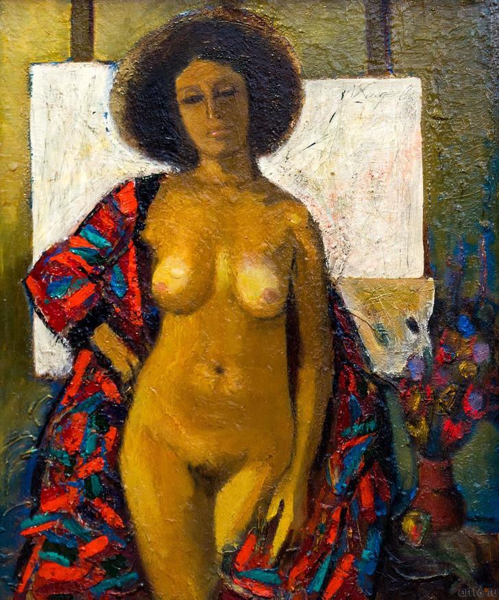 Фото №287530. МОДЕЛЬ НА ФОНЕ ХОЛСТА. 1989. Халдеев А.В.