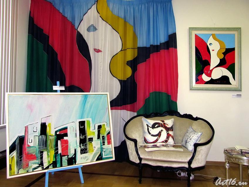 Фото №30266. На выставке искусства ОнтоАрт в Казани