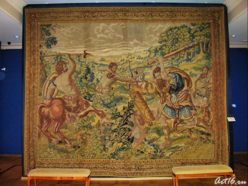 Фото №35489. Шпалера «Битва Геракла с Кентаврами» из серии История Геракла«»