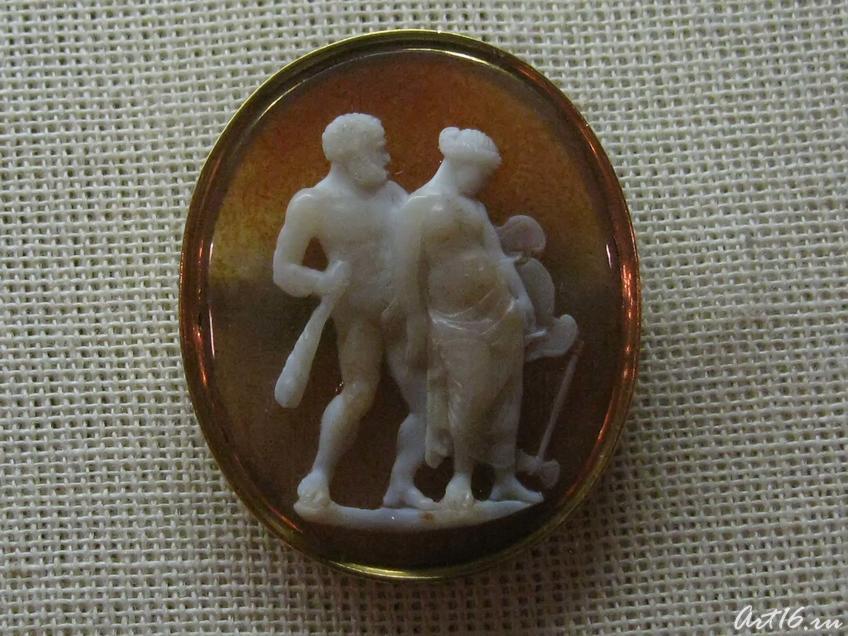 Фото №35724. Камея: Геракл и Амазонка
