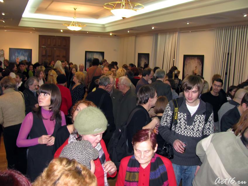 Фото №37715. Первый просмотр фотовыставки «Иное время года»