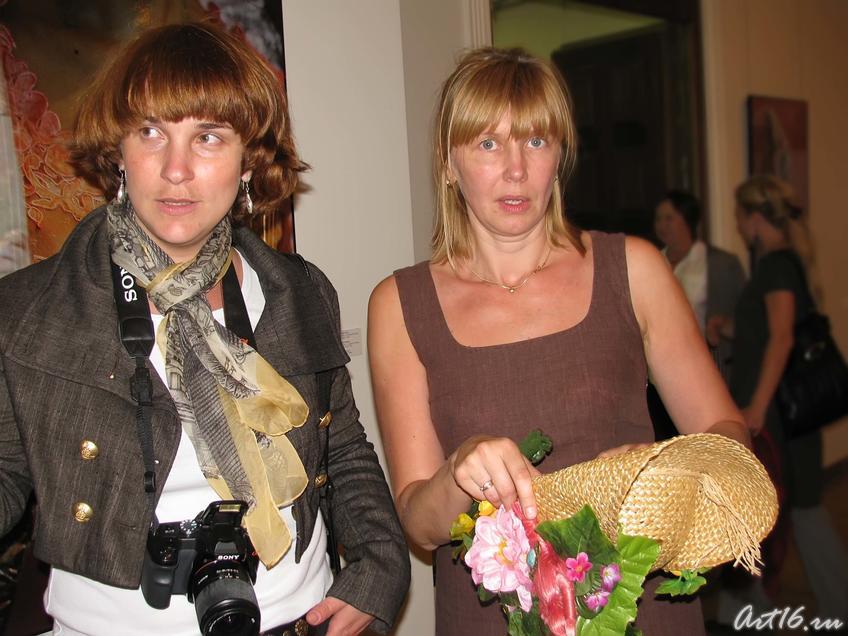 Фото №58671. Художницы "Волшебной лавки" в «Ателье на Монмартре»