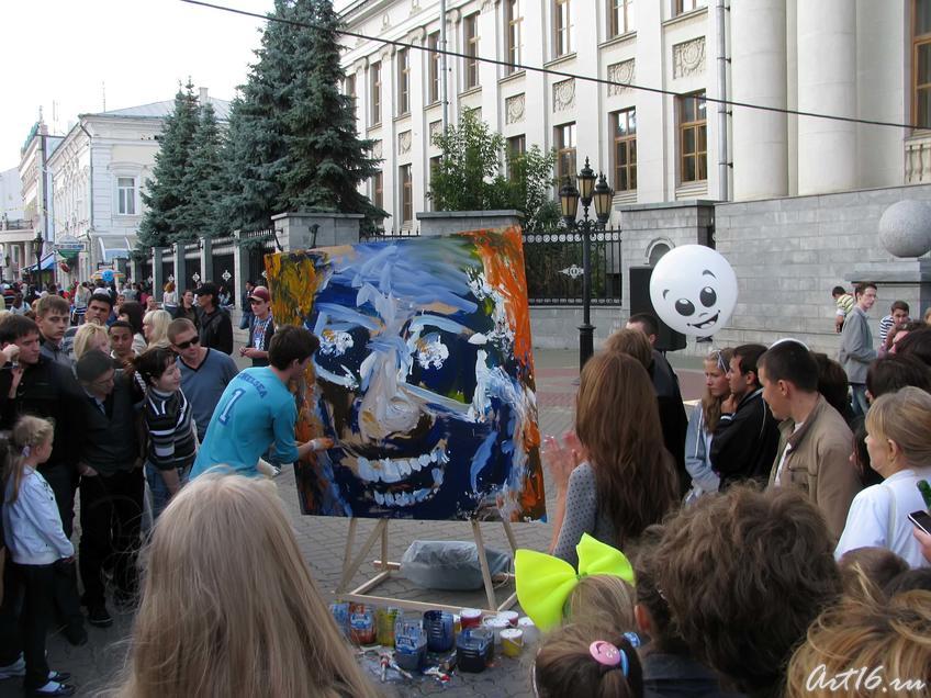 Фото №59106.  Почти "моментальный" портрет девушки  на фанере  малярной кистью