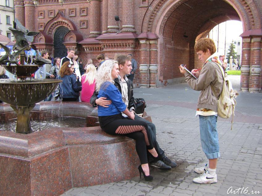 Фото №59136. Портрет на фоне фонтана