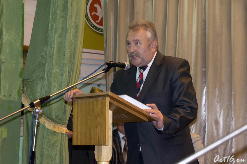 Фото №60244. Вакиф Нуриев, писатель