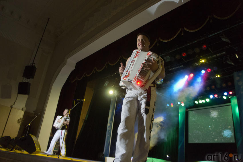 Фото №69697. Дуэт "Баян-микс": Сергей Войтенко, Дмитрий Храмков 