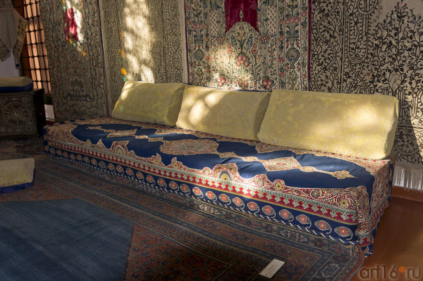 Фото №70280. Фрагмент интерьера жилой комнаты