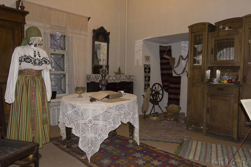 Фото №70984. Комплекс "Эстонцы в Крыму". Интерьер зажиточного дома кон. XIX нач. XX
