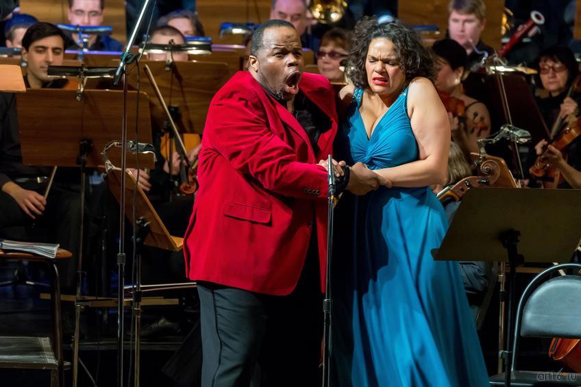 Фото №781548. Лестер Линч (США), Мириам Кларк (Германия)