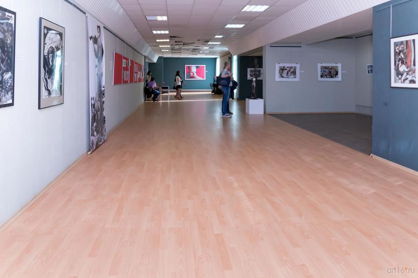 Фото №814451. На выставке  «Память» в графическом зале ГСИ ГМИИ РТ