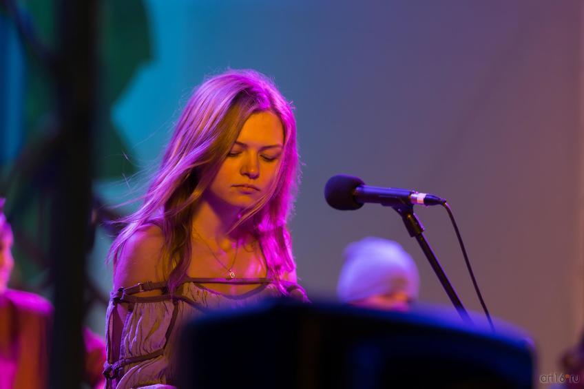 Фото №855148. Группа Samhey Project, клавишные, вокал